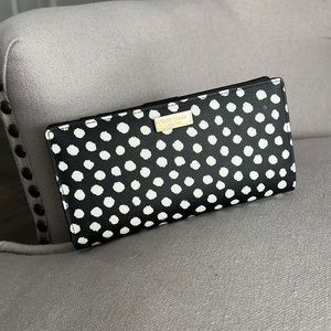 Polka dot Kate Spade Wallet